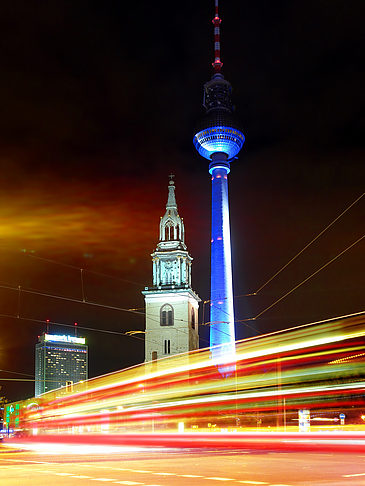 Marienkirche und Fernsehturm Foto 