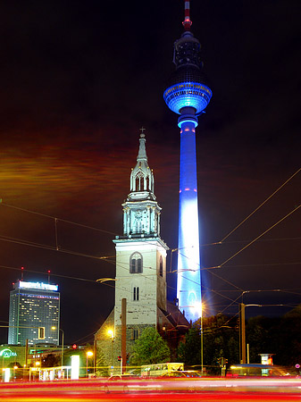 Foto Marienkirche und Fernsehturm - Berlin