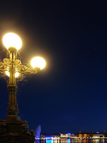 Laterne und Binnenalster Foto 