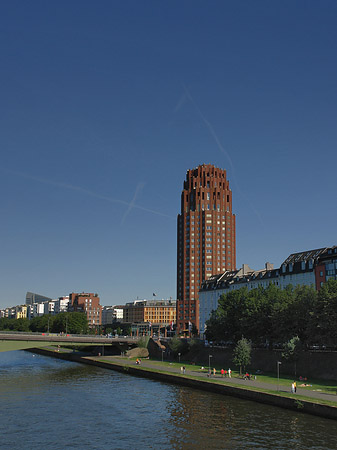 Foto Main Plaza mit Ufer