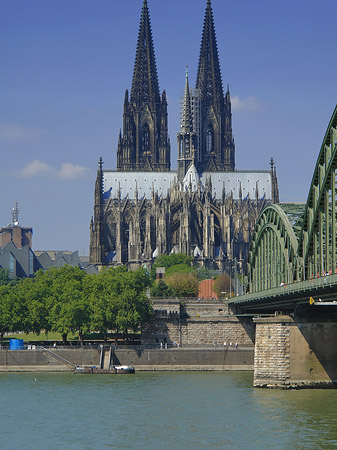 Foto Hohenzollernbrücke beim Kölner Dom