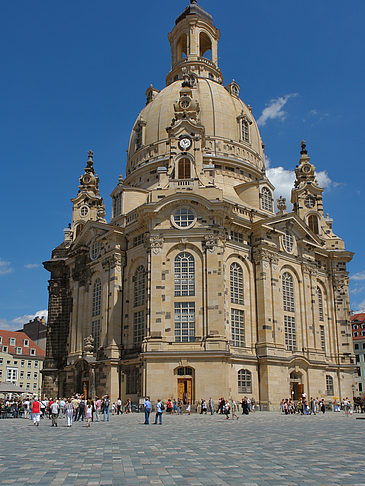 Frauenkirche und Lutherdenkmal Foto 