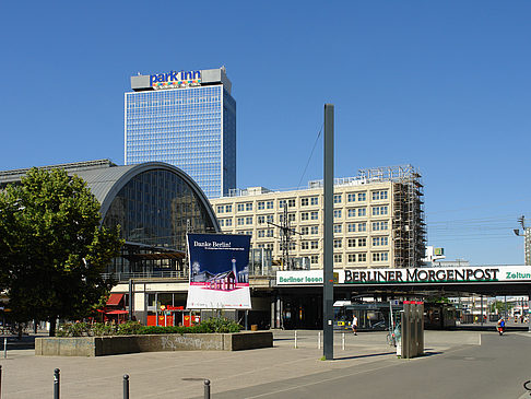 Foto Bahnhof Alexanderplatz