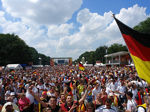 Foto Deutsche Fahnen - Berlin