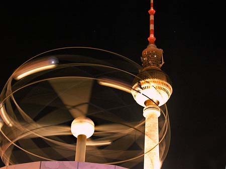 Foto Fernsehturm und Weltzeituhr - Berlin