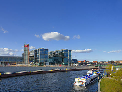 Foto Blick auf den Hauptbahnhof - Berlin