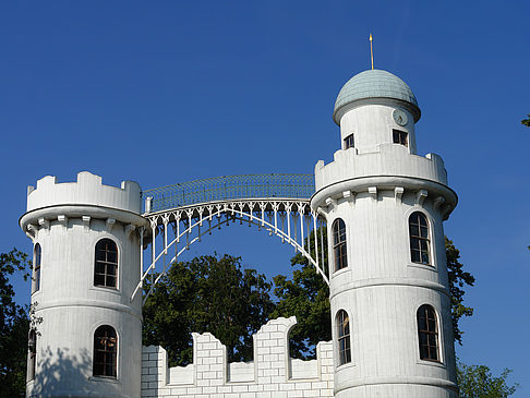 Schloss auf der Pfaueninsel Fotos