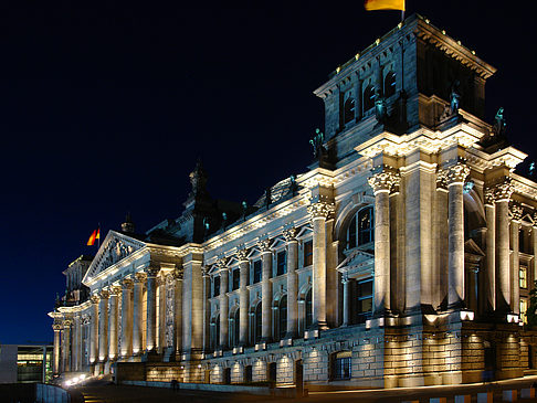 Reichstag bei Nacht Fotos