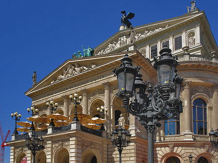 Fotos Alte Oper mit Laterne