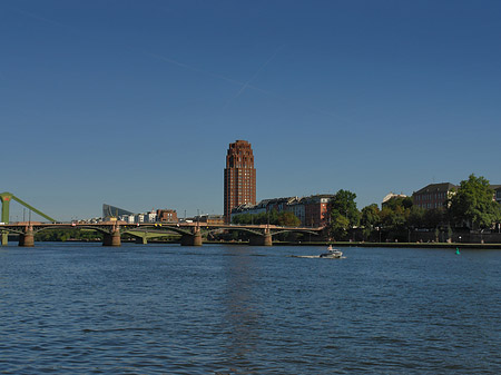 Main Plaza und Untermainbrücke Fotos