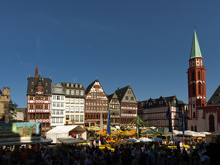 Römerberg mit Nikolaikirche Foto 