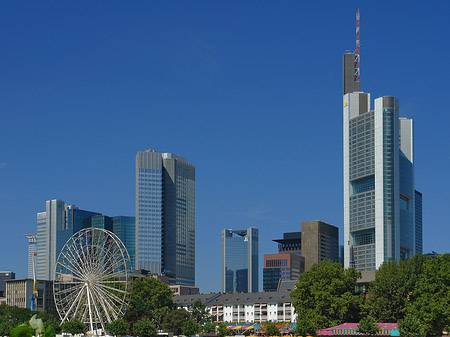 Fotos Skyline von Frankfurt mit Riesenrad | Frankfurt am Main