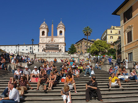 Foto Treppe mit Kirche